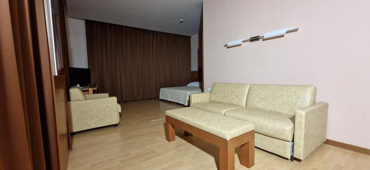 Bella Italia Palace Hotel Новара Екстер'єр фото
